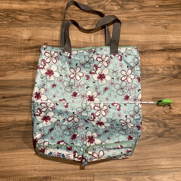 H&H tote bag ~ on the go ~ Melissa ~ she needed a hero so that’s what she became - Picture 2 of 12